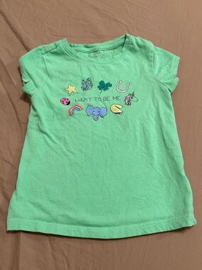 “lucky me” girls t-shirt